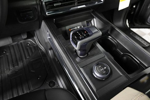 New 2026 GMC Hummer EV 4x4 Crew Cab image 18