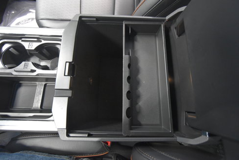 New 2025 Ford F250 Lariat w/ Lariat Ultimate Package image 17