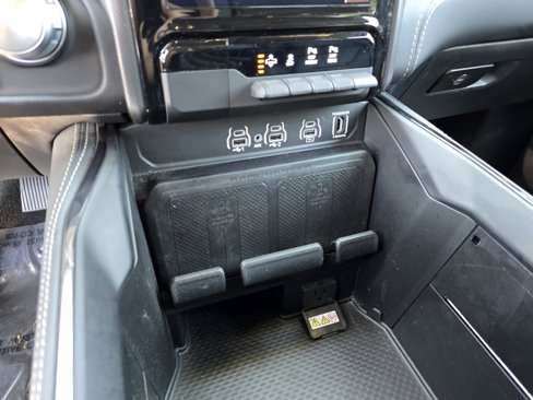 Used 2025 RAM 1500 Limited image 37