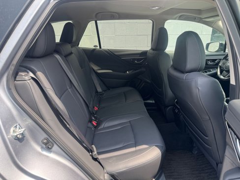 Used 2024 Subaru Outback Limited image 40