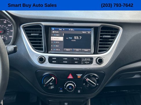 Used 2022 Hyundai Accent SEL image 26
