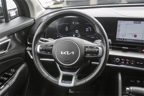 Certified 2024 Kia Sportage EX image 16
