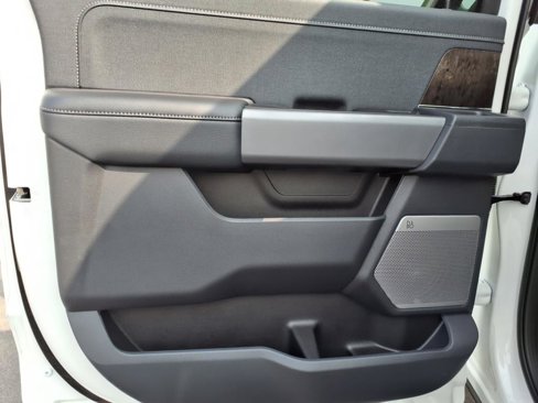 New 2025 Ford F250 Lariat image 14