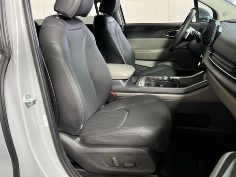 New 2026 Kia Carnival EX image 27