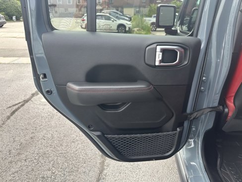 Used 2024 Jeep Wrangler Unlimited Rubicon 392 image 13
