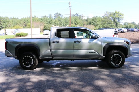 Used 2024 Toyota Tacoma TRD Sport image 9