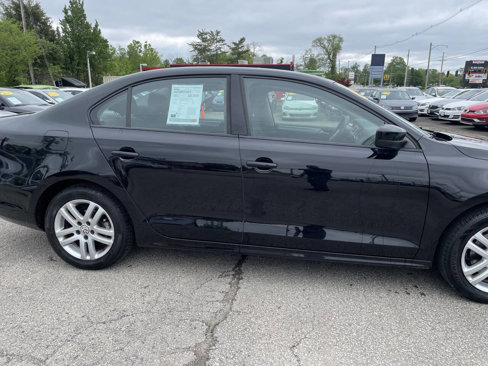 Used 2018 Volkswagen Jetta S image 4