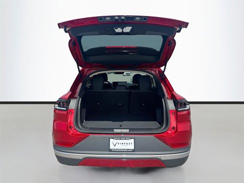 New 2025 VinFast VF 8 Eco image 26