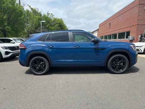 New 2025 Volkswagen Atlas Cross Sport SEL R-Line image 6