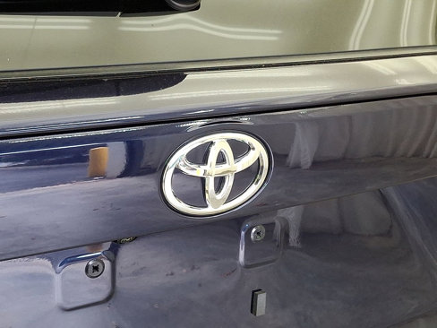 Used 2025 Toyota RAV4 XLE Premium image 24