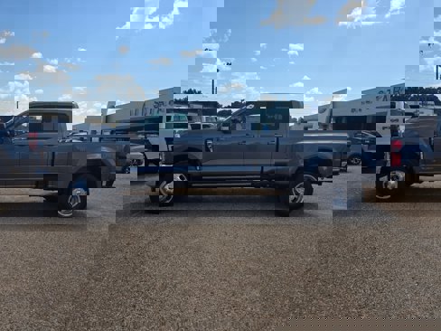 New 2025 Ford F350 Lariat image 2