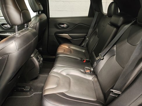 Used 2021 Jeep Cherokee Latitude Lux 80th Anniv w/ Quick Order Package 26U 80TH image 25