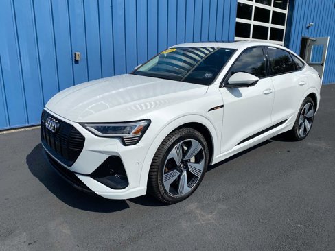 Used 2021 Audi e-tron Prestige w/ Prestige Package image 44