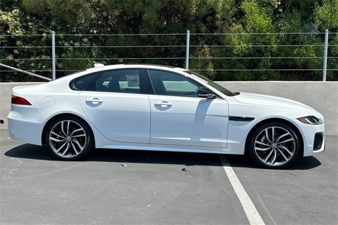 New 2024 Jaguar XF R-Dynamic SE image 6