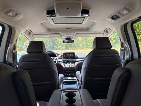 New 2026 Honda Odyssey Touring image 13