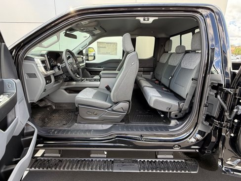 New 2026 Ford F350 4x4 SuperCab Super Duty image 15