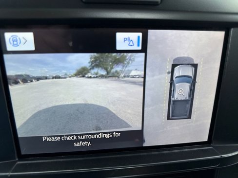 New 2025 Ford F350 4x4 Regular Cab Super Duty image 25