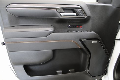 Used 2025 GMC Sierra 1500 AT4 w/ AT4 Premium Package image 9