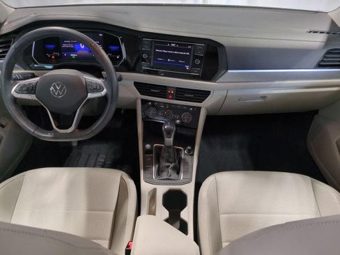 Used 2023 Volkswagen Jetta SE image 16