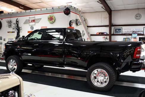 Used 2022 RAM 3500 Limited image 8