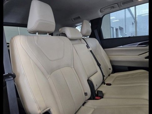 Used 2022 INFINITI QX60 Luxe image 19