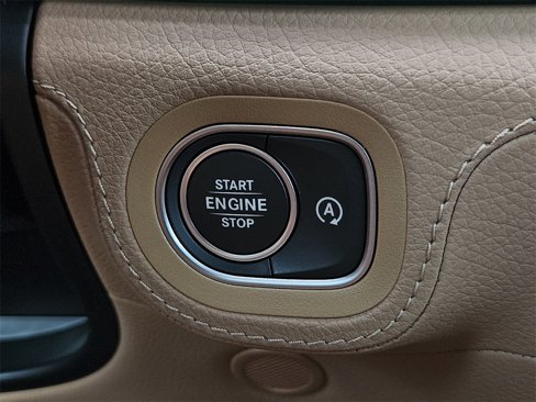 New 2026 Mercedes-Benz GLS 450 4MATIC image 24