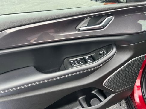 Used 2021 Jeep Grand Cherokee L Laredo image 10