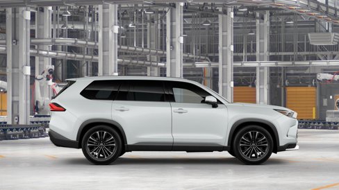 New 2025 Toyota Grand Highlander AWD Hybrid image 30