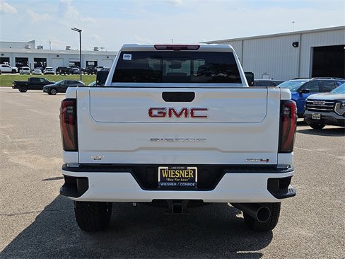 New 2026 GMC Sierra 2500 AT4 w/ AT4 Premium Plus Package image 6