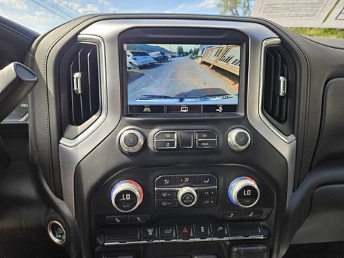 Used 2021 GMC Sierra 2500 SLE w/ SLE Value Package; image 18