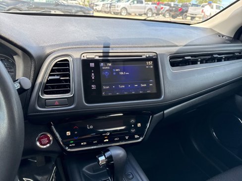 Used 2017 Honda HR-V EX image 18