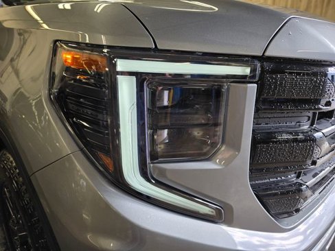New 2026 GMC Sierra 1500 Elevation image 5