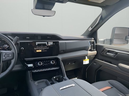 New 2026 GMC Sierra 2500 AT4 w/ AT4 Premium Plus Package image 24