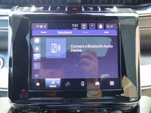 Used 2024 Jeep Grand Cherokee L Altitude image 25