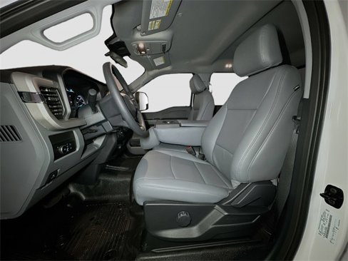 New 2026 Ford F350 4x4 Crew Cab DRW Super Duty image 14
