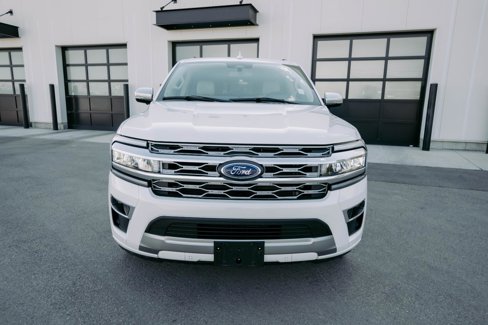 Used 2024 Ford Expedition Max Platinum image 2