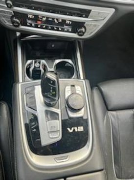 Used 2019 BMW M760i xDrive image 18
