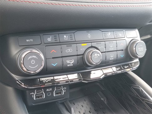 New 2025 Dodge Durango GT image 18