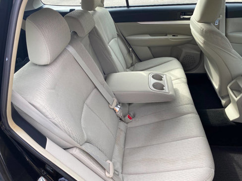 Used 2012 Subaru Outback 2.5i w/ Alloy Wheel Pkg image 10