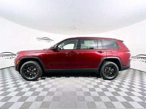 New 2025 Jeep Grand Cherokee L Altitude image 5