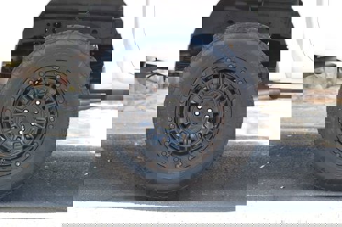 Used 2019 Nissan Frontier SV image 39