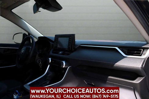 Used 2021 Toyota RAV4 LE image 21