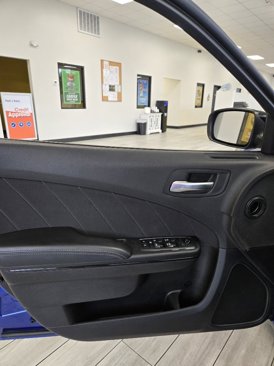 Used 2021 Dodge Charger SXT w/ Blacktop Package image 14