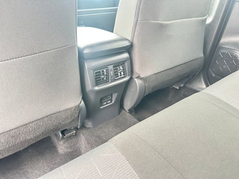Used 2025 Toyota RAV4 XLE image 24