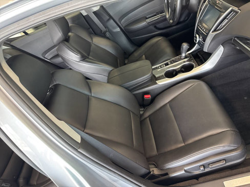 Used 2019 Acura TLX image 19