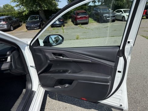 Certified 2025 Toyota Camry LE image 32