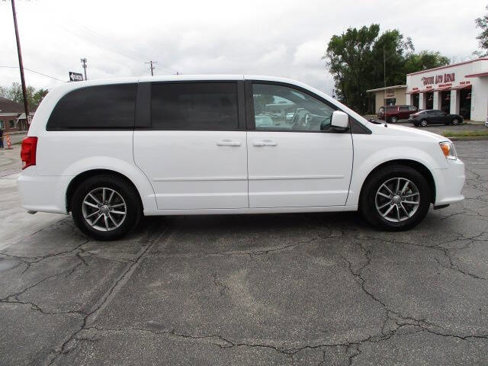 Used 2016 Dodge Grand Caravan SE image 8