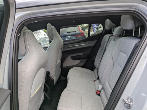 New 2025 Volvo EX30 Ultra w/ Protection Package Premier image 15