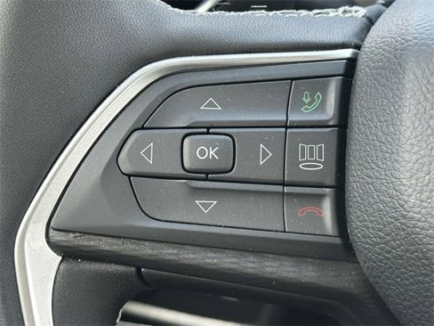 Used 2024 Jeep Grand Cherokee Laredo X w/ Luxury Tech Group I image 16