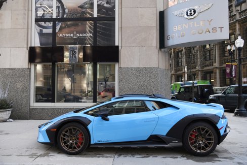 Used 2024 Lamborghini Huracan Sterrato image 7